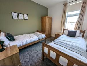 Modern and Homely 3 BR for bigger groups