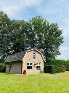 Morning Glory, Huisje Dahlia - Lieren