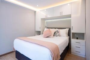 Private Residences by Vibrant