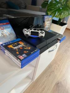 Top Center Retreat, Near AUBG FREE Parking