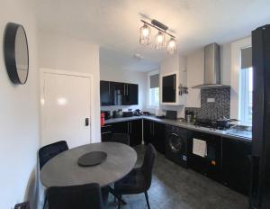 Glasgow Apartment close to the airport