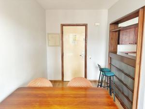 ENB1146 Flat para até 3 pp no Centro de SBC