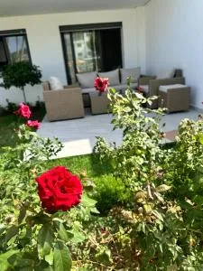 Appartement avec grand jardin et accès direct à la piscine - 卡博尼格洛