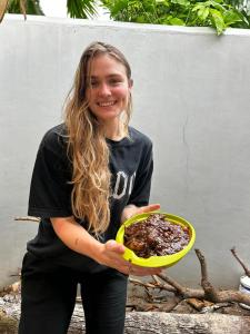 BARREL HOMESTAY PADANG - Mentawai Tour Package, Airport Transport, Sumatra Local Touch