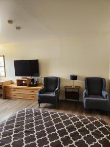 Covered Bridge Inn & Suites