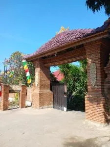 Danny juljol homestay - Dompu