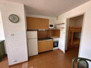 Studio-cabine 4 pers, plage à 200m, parking privatif - FR-1-731-104