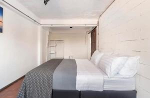 3BR House in Thapae l NightBazaar