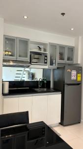 Best Sunset and Golf Course View BGC 2BR