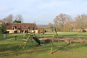 Maisons de vacances Gites a l'ombre des chenes : photos des chambres