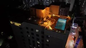 Gold Coast Hotel Incheon - Sŏ-ch'on