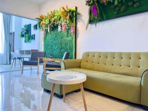 Hush Inn at ITCC Manhattan Suites