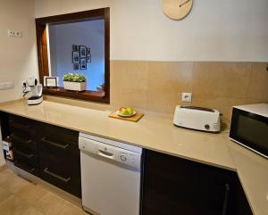 Casa Blanco Espana - Hacienda del Alamo