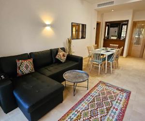 Casa Blanco Espana - Hacienda del Alamo