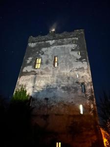 Ballindooley Castle