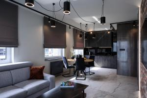 Small Venice Apartments