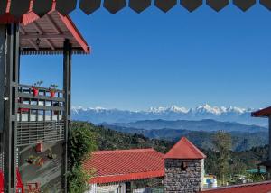 The Birdcage, Mukteshwar