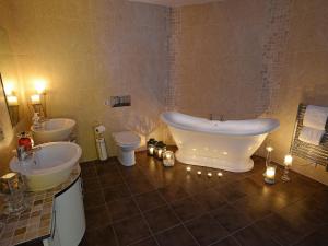 The Birley Arms Hotel Warton