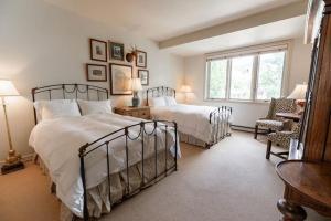 Strawberry Park #603 condo