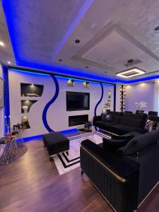 Suite apartment luxury front beach
