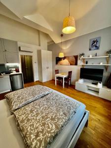 DOMIRA Riverside apartment