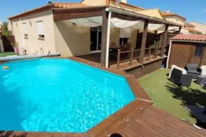 Jolie villa 3 faces piscine - توراي
