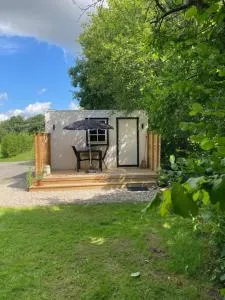 Mysig ministuga lugnt på landet - Sövde