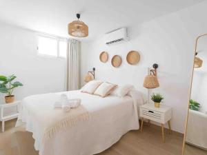 Elefantes, Playa del Ingles at 3 mins distance