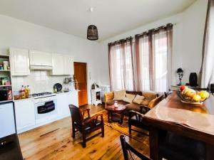 Le Beau Site appartement chaleureux et lumineux tout a pieds