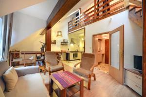 Klimatyczny Apartament Sun Seasons 24 w Szklarskiej Porębie by Noclegi Renters