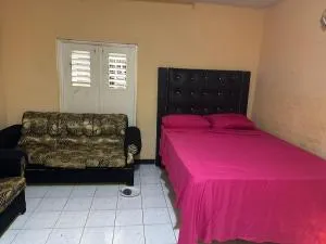 Villa Nouveau - Portmore