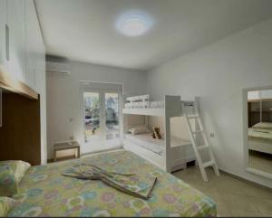 Sunset Boulevard Holiday Home