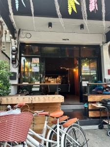 New Warm Light Hostel