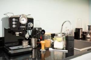 state tower condo Riverview High Floor Hangover