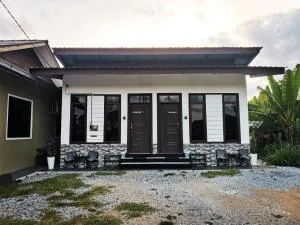 Mini Concept Hotel - Kampong Mak Kemas