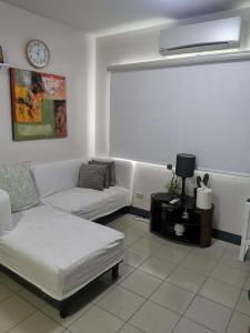 Almanza metropolis condominium