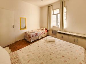 Aconchego em Copacabana - Espaço para Todos a 5 Min da Praia