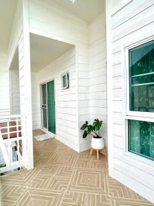 White house in Pattaya 3Bedroom