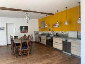 Maisons de vacances Grande longere normande : photos des chambres