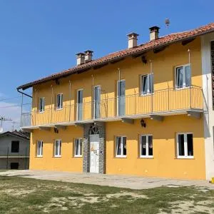 La Tana di Momo - 卡斯塔尼图