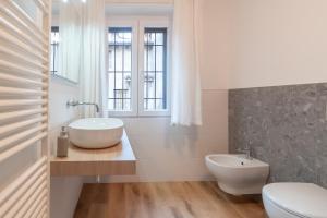 Magenta Retreat Piazza Arnaldo & Private Terrace