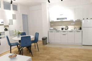NN Apartment 4