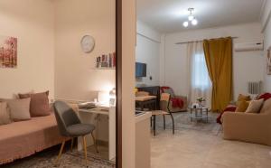 Athenian Dream Apt-Spacious Comfortable & Luxurious in a real Athenian neighbourhood