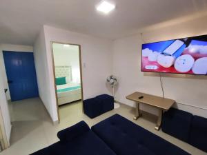 EM2-1G APARTAMENTO DE 2 HAB CERCA AL MAR ZONA RESIDENCIA WIFi Y PARQUEADERO