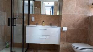 B&B / Chambres d'hotes La Sapiniere -chambres climatisees : photos des chambres