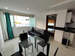 EM3-1G APARTAMENTO DE 1 HAB EN ZONA RESIDENCIAL AIRE ACONDICIONADO Wifi Y PARQUEADERO
