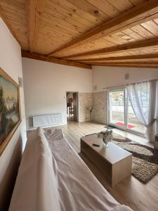 Pensiunea Alexandra Livia