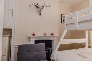 Perfect Seaside Getaway I Central Big Town House Next To Brighton Beach I First Choice For Big Group & Family Stay