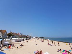 LE PATIO -PLAGE vue mer ,Normandie,Juno Beach