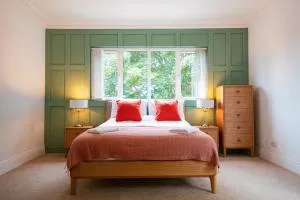 The Brambles Retreat in the Mournes - Glasdrumman